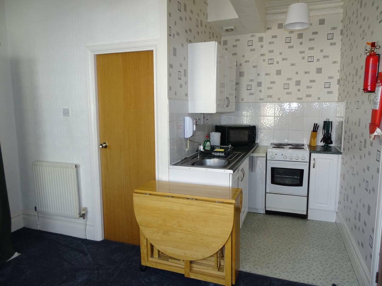 Beeton Villas Holiday Apartments Blackpool Extérieur photo