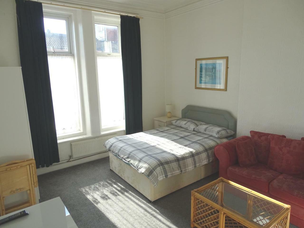 Beeton Villas Holiday Apartments Blackpool Extérieur photo