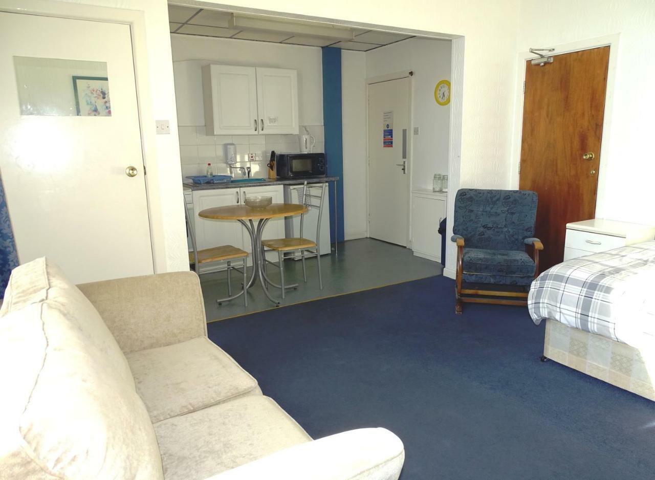 Beeton Villas Holiday Apartments Blackpool Extérieur photo