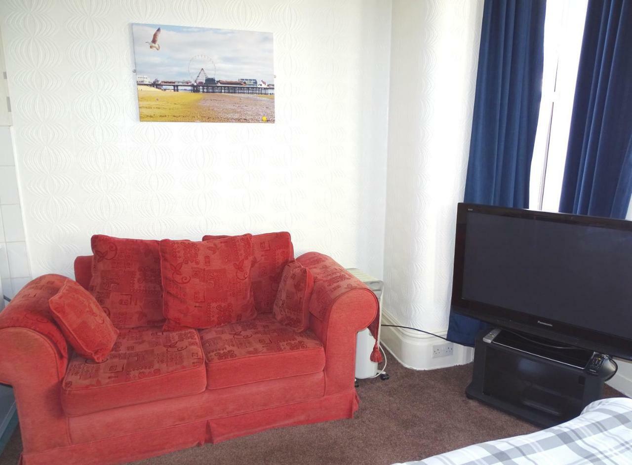 Beeton Villas Holiday Apartments Blackpool Extérieur photo