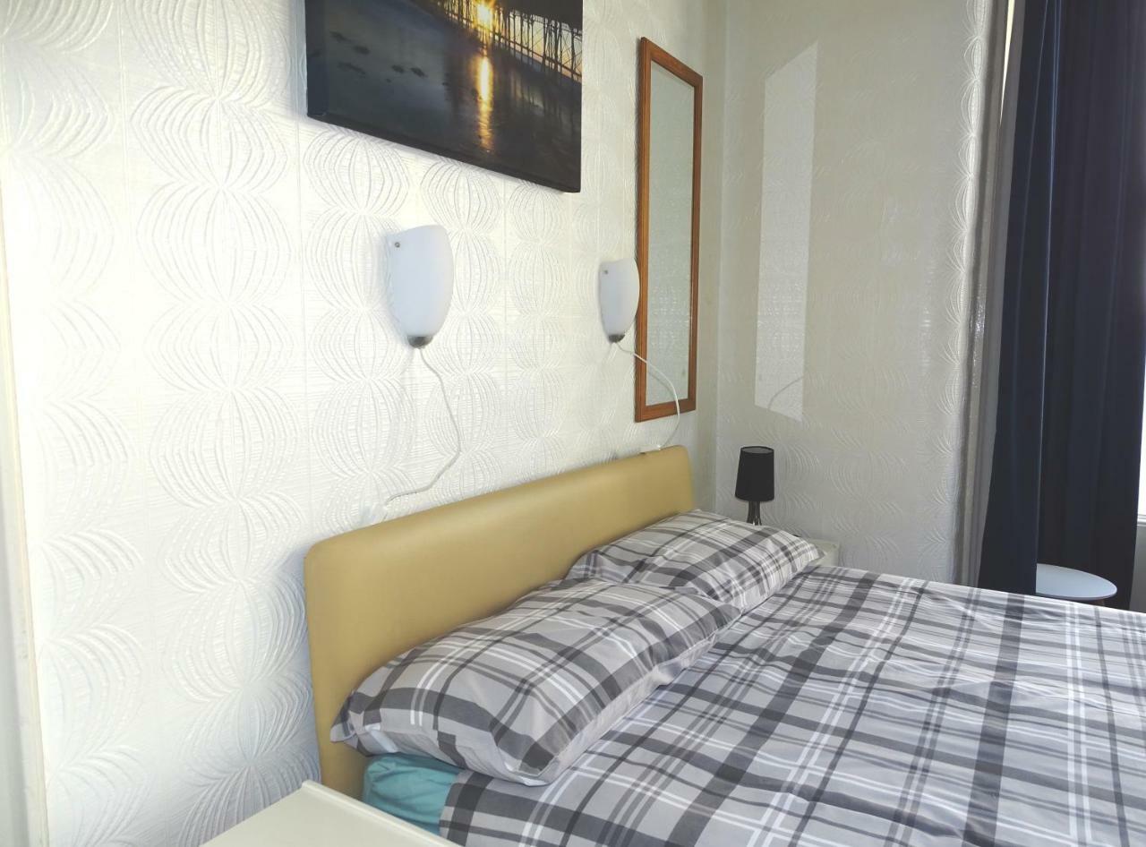 Beeton Villas Holiday Apartments Blackpool Extérieur photo