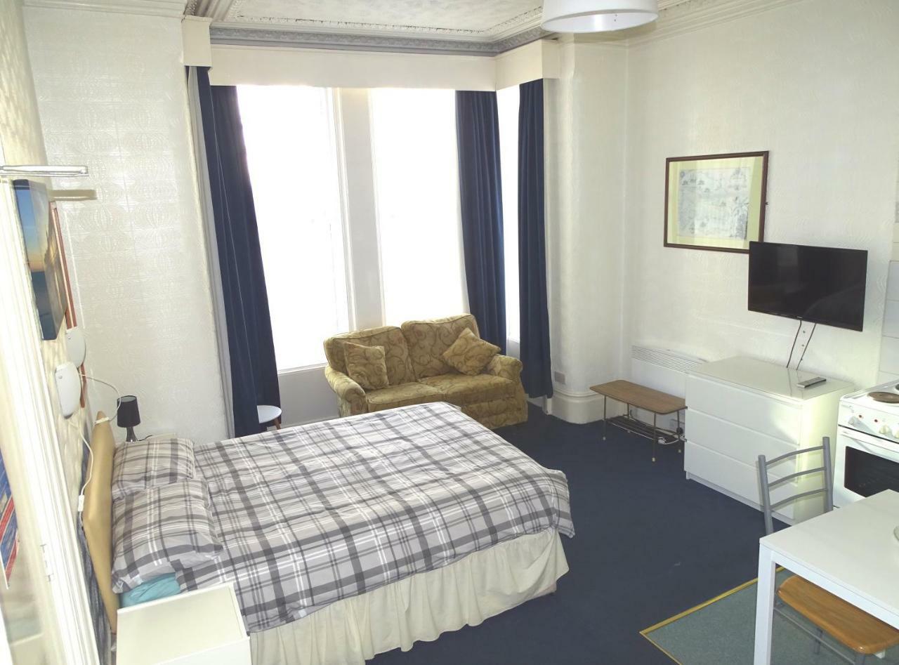 Beeton Villas Holiday Apartments Blackpool Extérieur photo