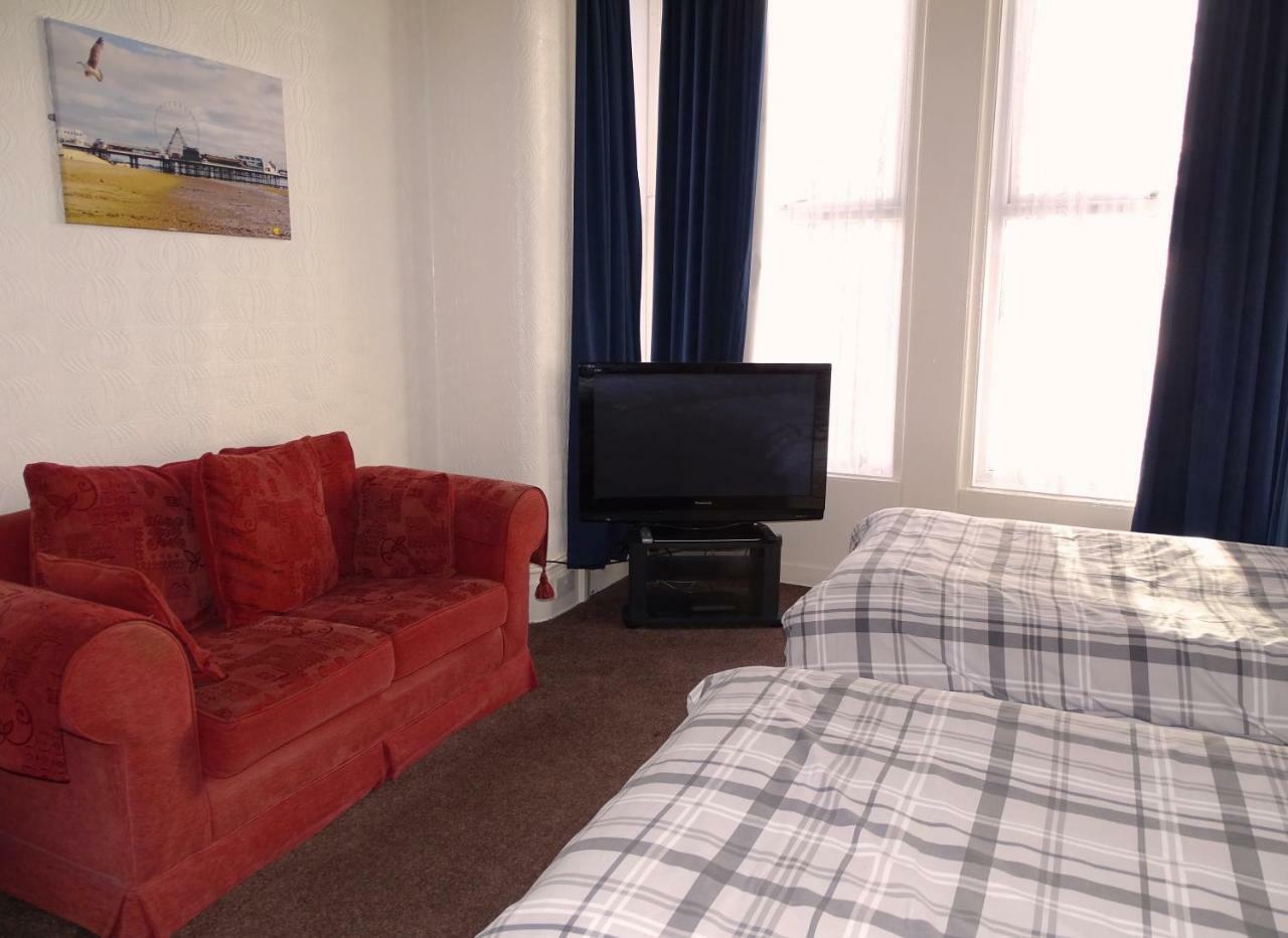Beeton Villas Holiday Apartments Blackpool Extérieur photo
